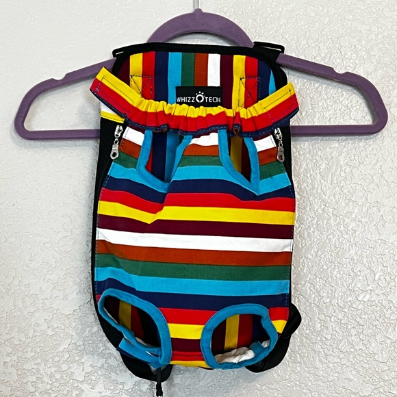 Small Dog Front Carry - Handsfree - Picture 1 of 12